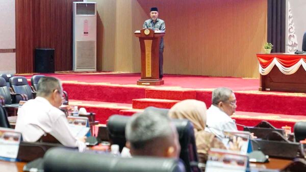 Pemprov Kepri Jawab Pandangan Umum Fraksi Terkait Ranperda APBD Kepri 2026